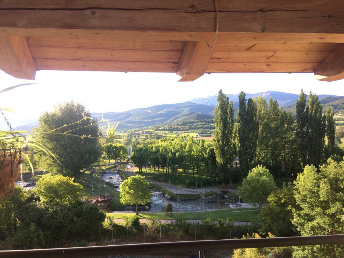 Casa Catharina Bed and Breakfast Σέου δ' Ουρζέλ Εξωτερικό φωτογραφία